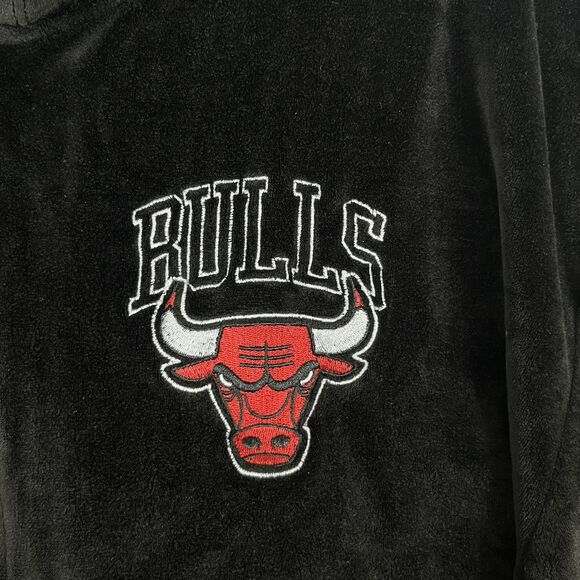 NBA Chicago Bulls Women's Size XXL Black Jacket Velour Zip-Up Graphic Hoodie - Picture 2 of 7